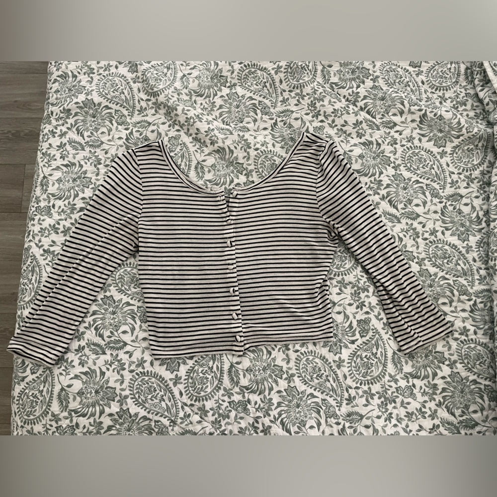 Authentic 2016 top🖤